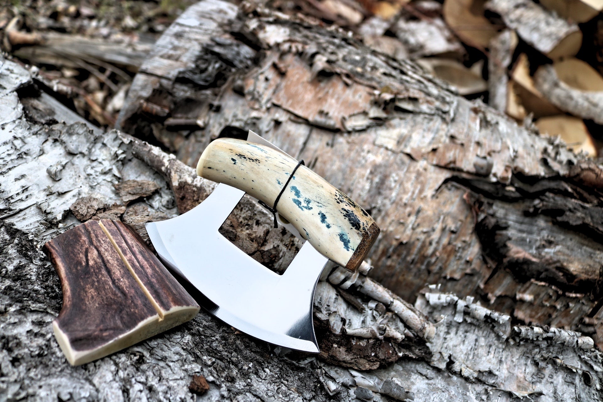 Blue Diamond Wood Alaskan-Style Ulu Knife
